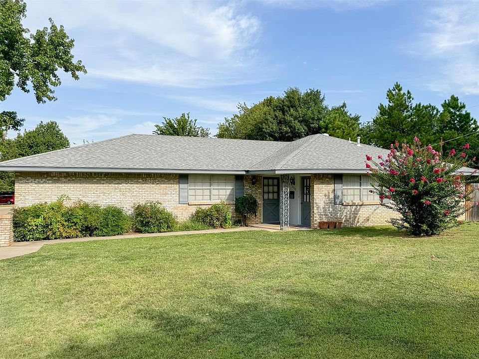 1st image of 2223 Donna Dr
