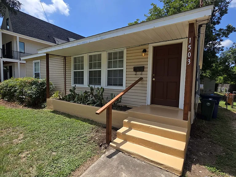 1503 Arcadia Ave — Photo 1
