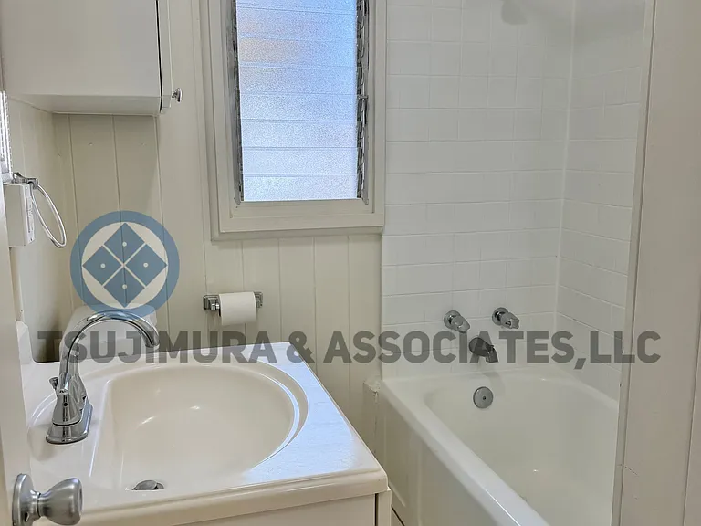 3911 Maunaloa Ave — Photo 14