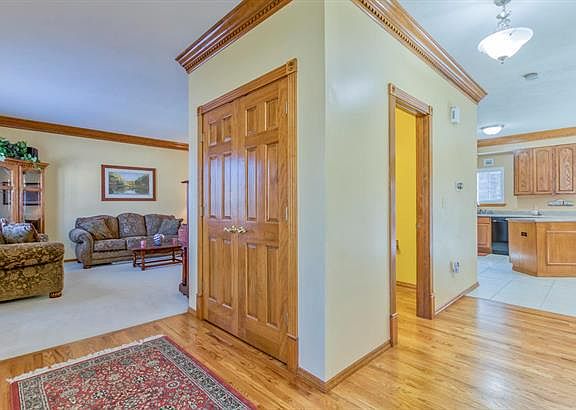 2nd image of 3218 Forest Lane Ct
