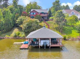 215 Inlet Dr, Wirtz, VA 24184