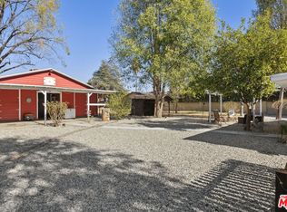 21219 Community St, Canoga Park, CA 91304