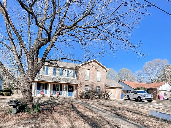 2nd image of 1211 Kingston Green Dr