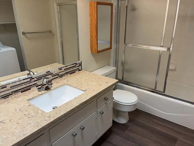 611 Isla Pl — Photo 15
