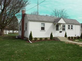 317 W Hall St, Sandwich, IL 60548