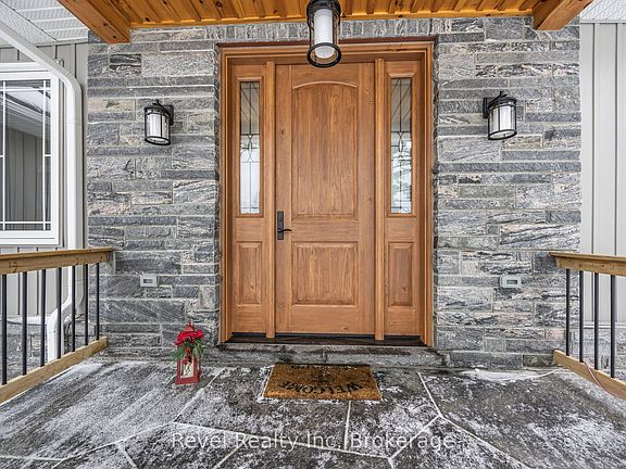 4th image of 15 Stoney Rd