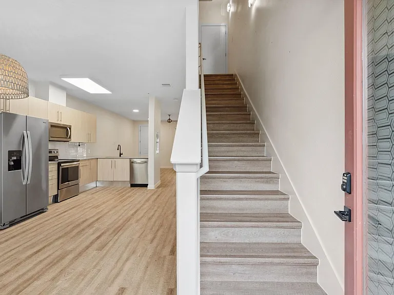 7805 Cooper Ln #606 — Photo 2