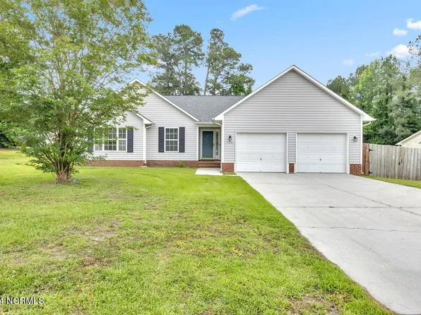 109 Winthrope Way, Jacksonville, NC 28546