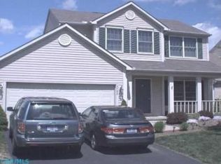 3588 Cove Lake Ln, Grove City, OH 43123