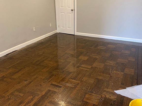 2nd image of 2876 Jerome Ave #B3