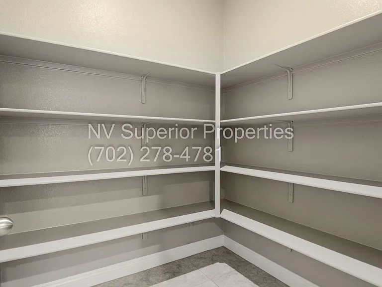 4627 Chestnut Tiger St — Photo 19