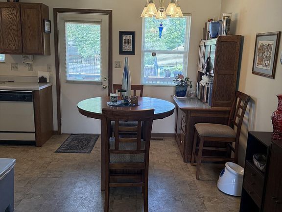 4th image of 7406 SW 26th Ct