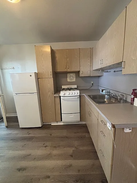 2 bed, 800 sqft, $1,650 — Photo 4