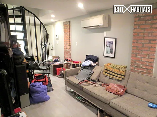 Rented by Citi Habitats | media 64