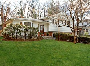 147 Juniper Rd, Scarsdale, NY 10583