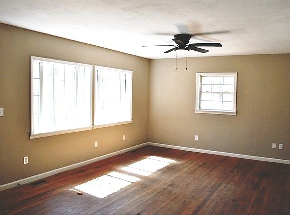 Bright LR w/hardwood flooring & fresh paint