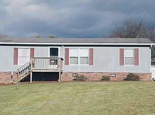 127 Horizon Dr, Statesville, NC 28625