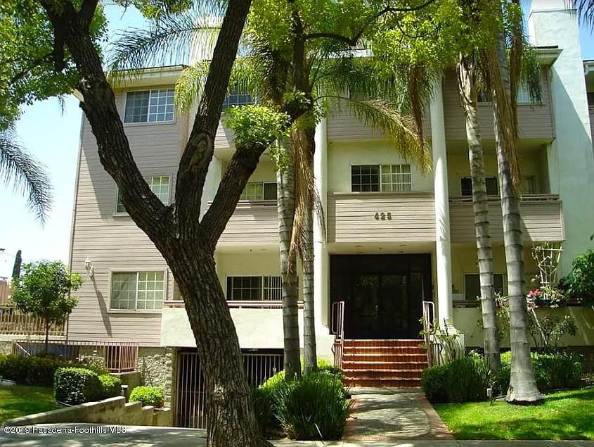 1st image of 425 Piedmont Ave Unit 4