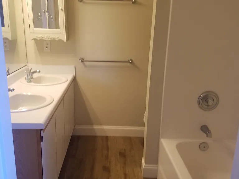 4404 Jasmine Cove Way — Photo 15