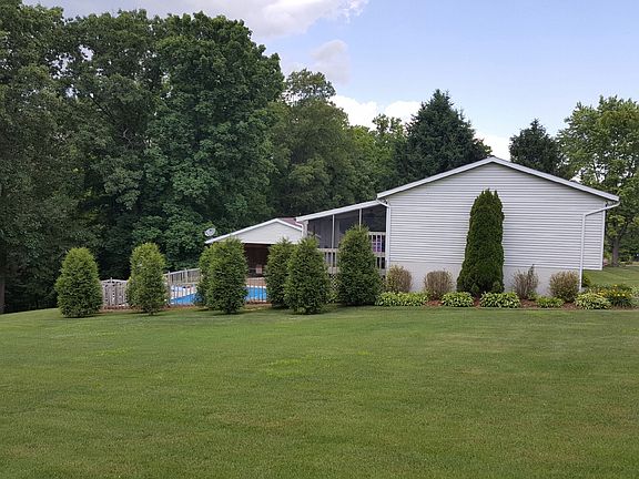 5th image of 3735 Sandra Dr