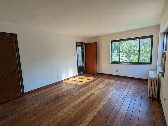 5th image of 2813 Temple Ave APT 1