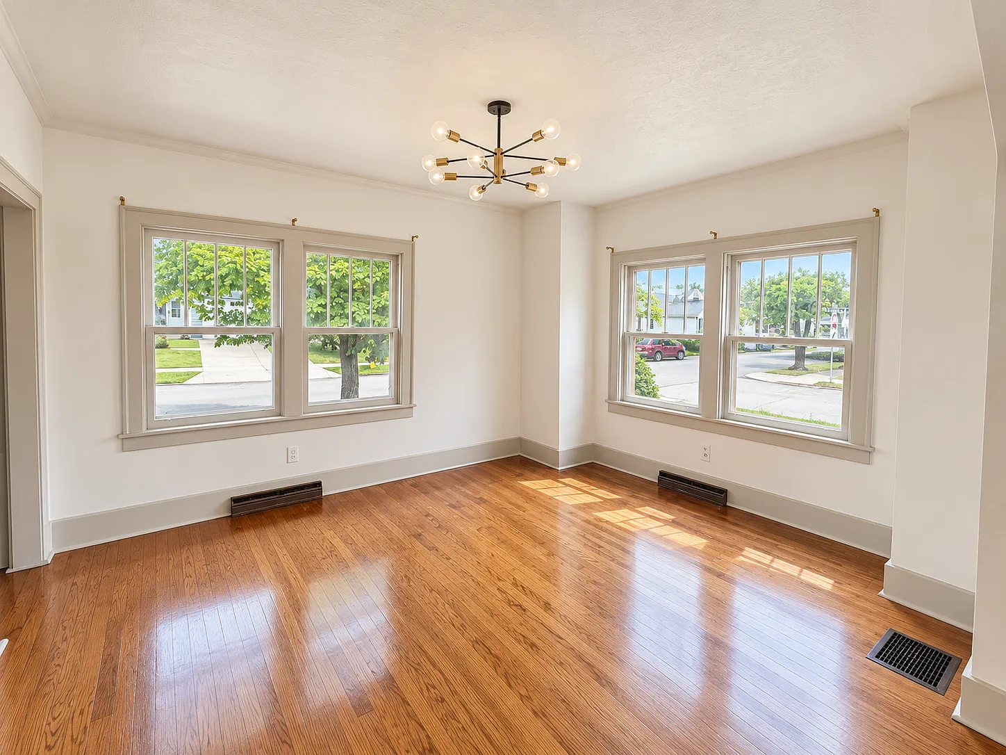 419 Francis Ct — Photo 4
