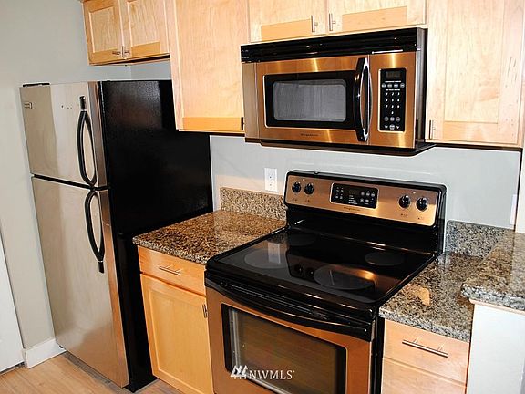 3rd image of 15829 Leary Way NE #A202