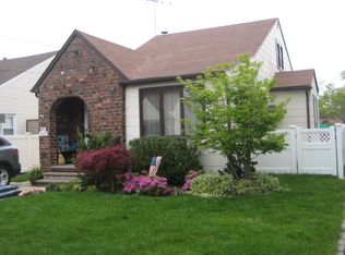 2649 Montauk Ave, Merrick, NY 11566