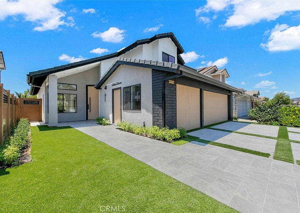 1st image of 32232 Fall River Rd