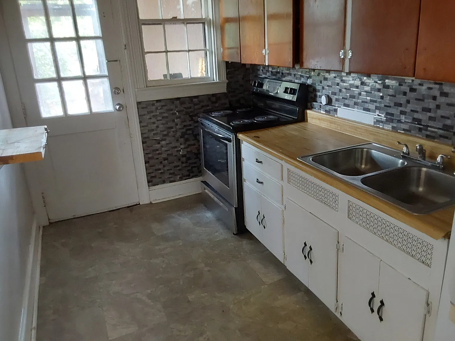 2 bed, 740 sqft, $750 — Photo 3