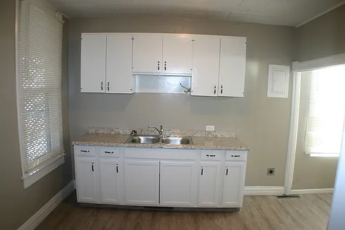 706 Jefferson St — Photo 5