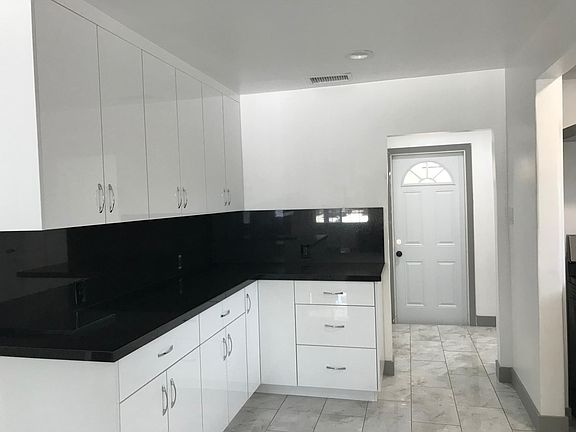 2nd image of 6126 Bellingham Ave