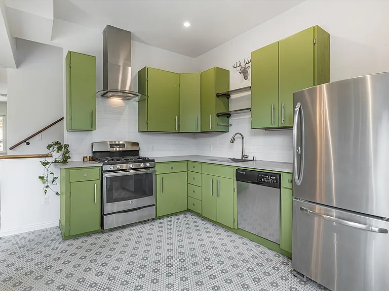 59 Mulberry Ln — Photo 9