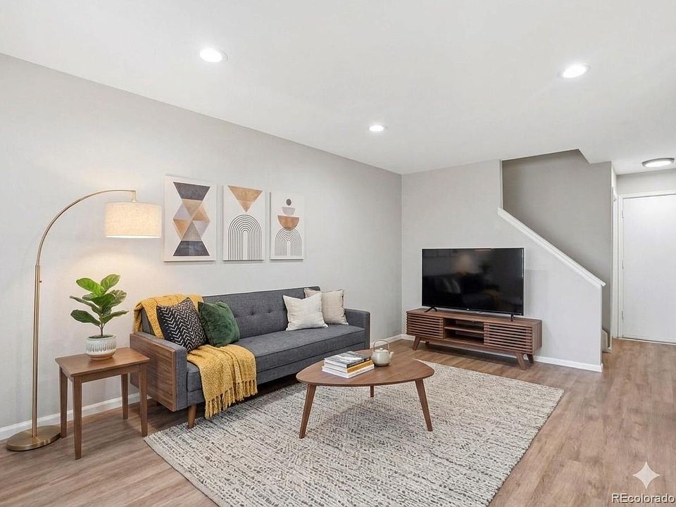 1st image of 10176 Quivas Street