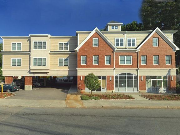 2nd image of 441 Washington St APT 304