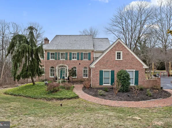 706 Haviland Dr, Bryn Mawr, PA 19010