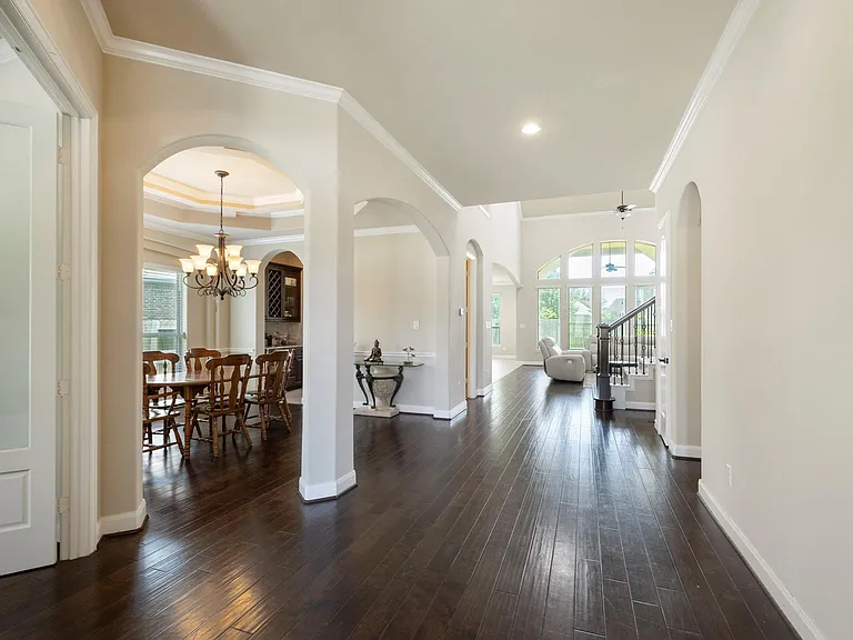 9739 Reston River Ln — Photo 6