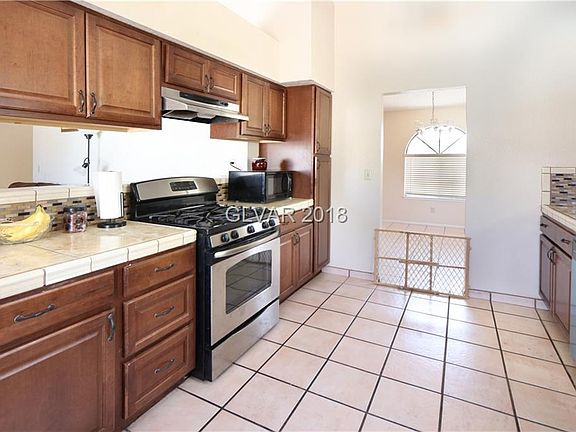 3rd image of 6204 Minerva Dr