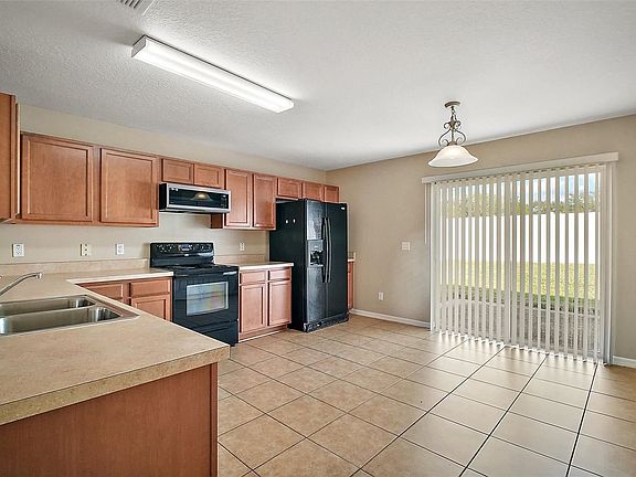 4th image of 2312 Martins Run