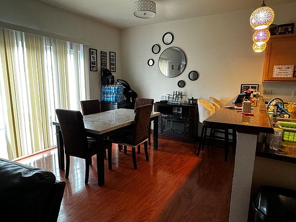 5th image of 304 Sage Ct