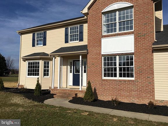3rd image of 1031 Ponderosa Dr