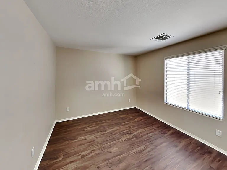 10357 Cherokee Corner Ave — Photo 11