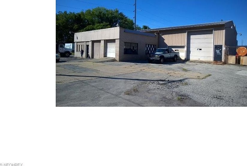 1st image of 760 Mahoning Ave