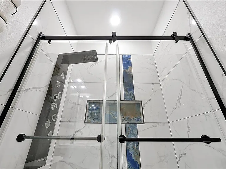 168 Club Villas Ln — Photo 23