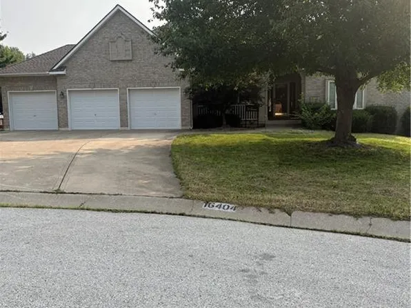 16404 E 38th Street Ct S, Independence, MO 64055