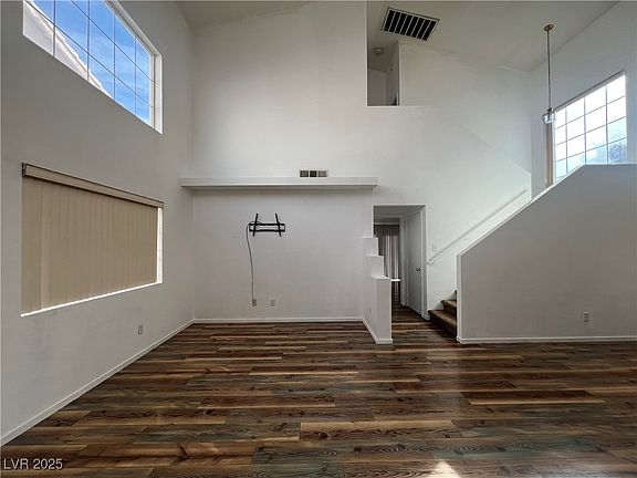 2nd image of 4211 Dobson Dr