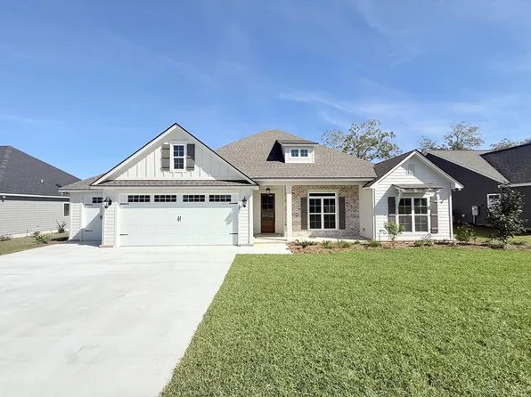 5051 Hatfield Cir, Hahira, GA 31632