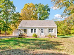 2085 Manchester Rd, Glastonbury, CT 06033