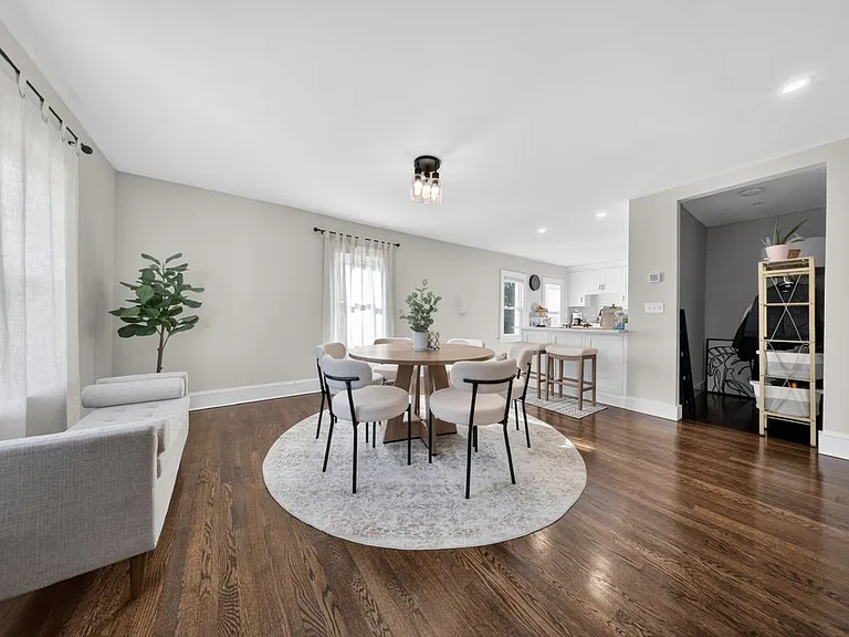 3 Hickey St — Photo 3