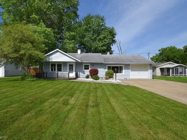 4872 Forest Rd, Mentor, OH 44060